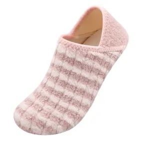 Checkered Diabetic Slippers – Textured Support for Sensitive Feet